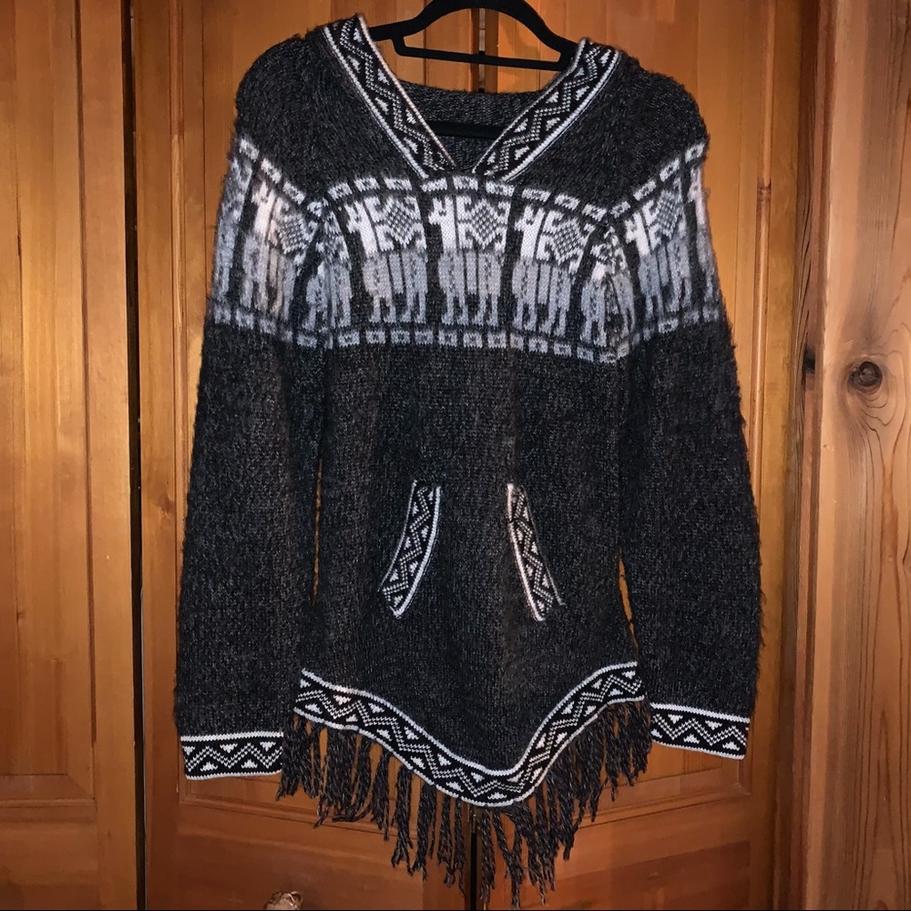 NWOT hooded sweater